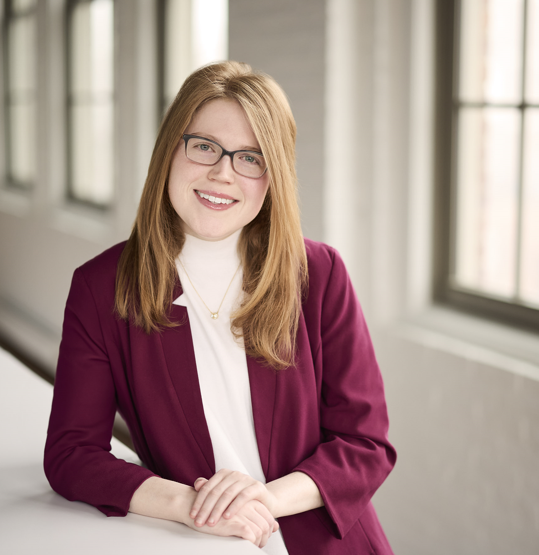 Rebecca Neumann Headshot